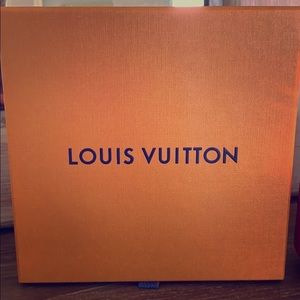 LV Belt Box